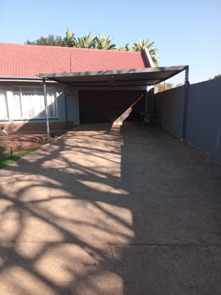 7 Bedroom Property for Sale in Bodorp North West